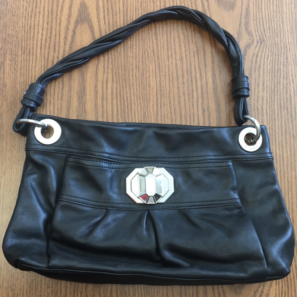 B. makowsky genuine leather handbag
